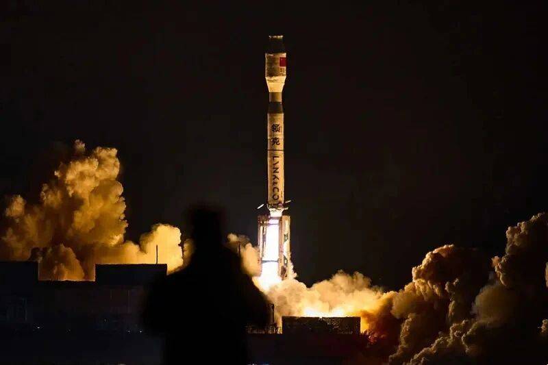 每天车闻：吉利星座即将完成组网服务全球