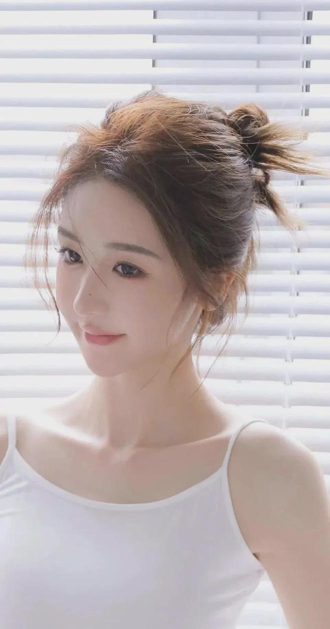 穿开襟旗袍做运动